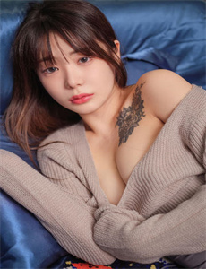 儿子的女朋友是爸爸的女朋友-香港迎来首位女性海关关长
