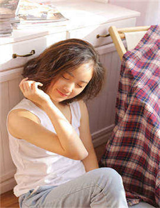 女生迈开腿让男生打扑克二次元-最近最新免费手机中文