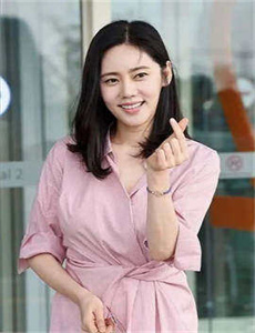 欧美丰满极品少妇无码-伦交乱口述